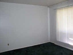 2nd image of 11878 S Evelyn Cir