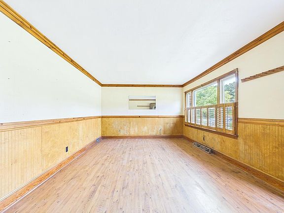 4th image of 1405 W Tennessee Ave