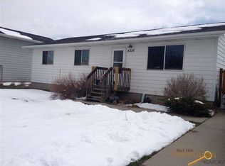 4316 Bronco Ln, Rapid City, SD 57701