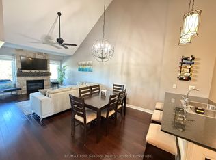 3 Brandy Lane Dr #302, Collingwood, ON L9Y 0X4