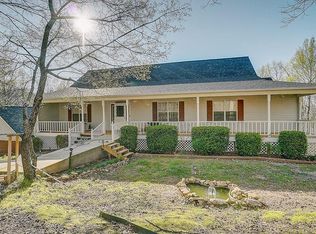 1507 Ridge Dr, Weaver, AL 36277