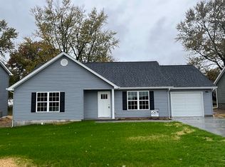 297 Kuhl Ave, Warrenton, MO 63383