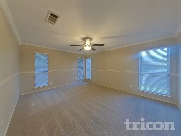 6729 Daffodil Ct — Photo 7