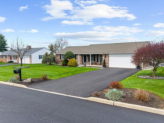 5th image of 2323 Colonial Dr
