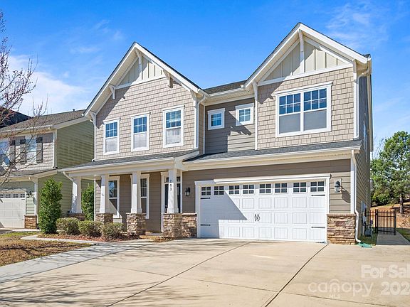 3rd image of 203 Blossom Ridge Dr
