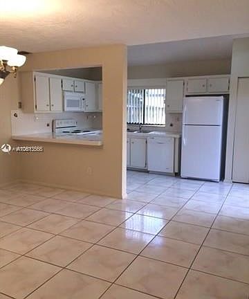 5th image of 603 NW 132nd Ter