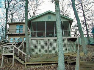 95 Woodshed Rd, Sunrise Beach, MO 65079