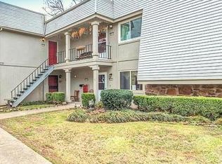 6714 S Lewis Ave, Tulsa, OK 74136