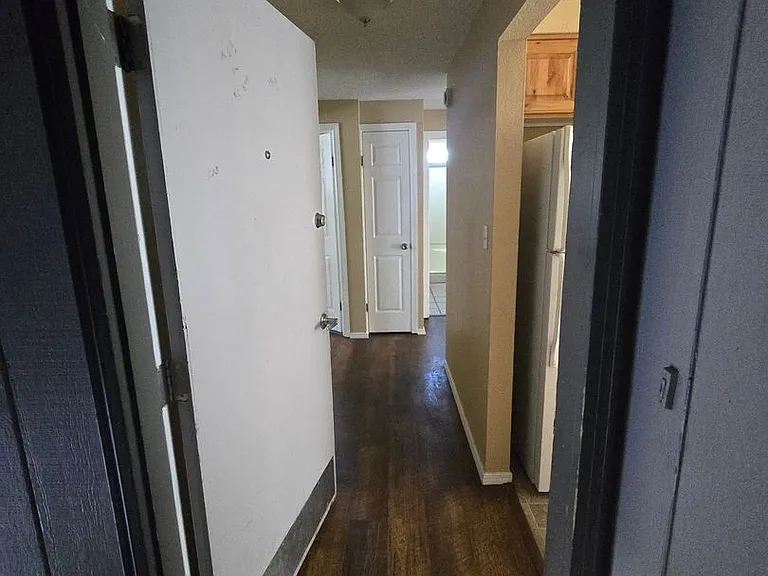 1715 Center Ave #15 — Photo 38
