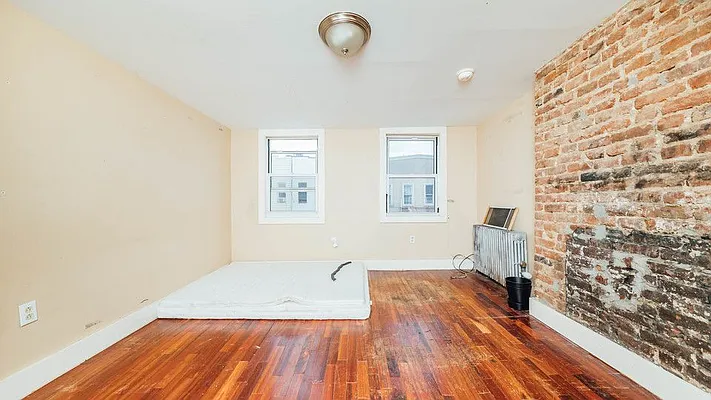 Rented by Nooklyn NYC LLC | media 13