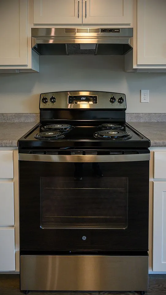 Apple Ridge Apartments — Photo 4
