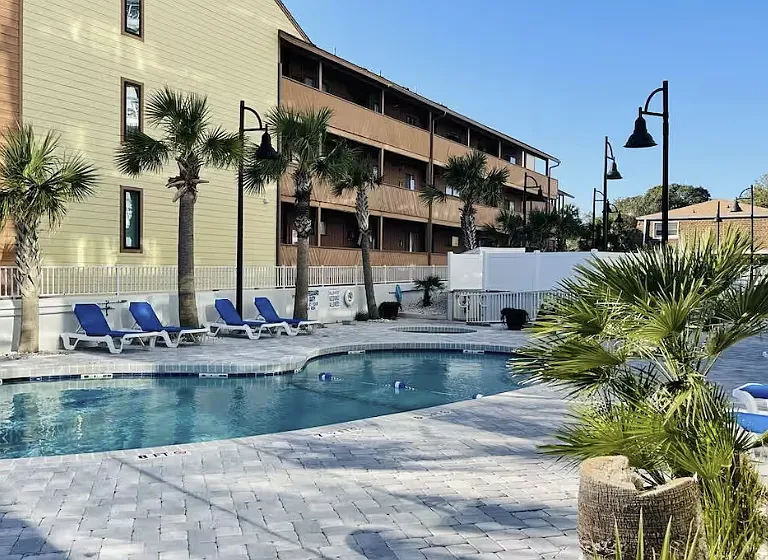 1 bed, 1050 sqft, $1,500 — Photo 3