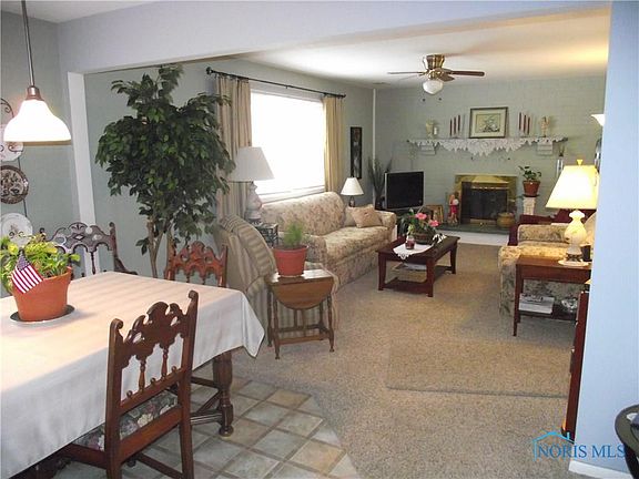 2nd image of 4801 Brinthaven Dr