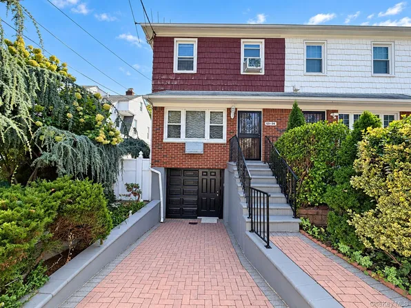 12126 7th Avenue, College Point, NY 11356