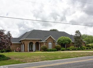 2505 E Country Club Rd, Searcy, AR 72143