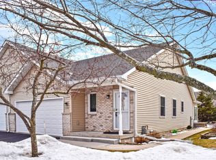 1146 Golf Ct, Dekalb, IL 60115