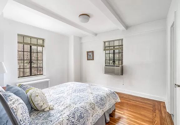 2nd image of 5 Tudor City Pl APT 1004