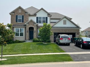 3 Brentwood Dr, Hawthorn Woods, IL 60047