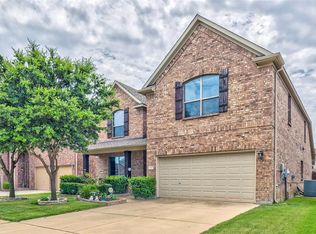 4020 Hollow Lake Rd, Roanoke, TX 76262