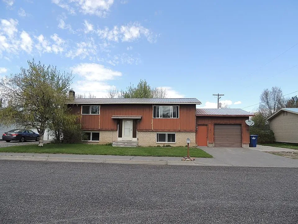 575 W Targhee St
