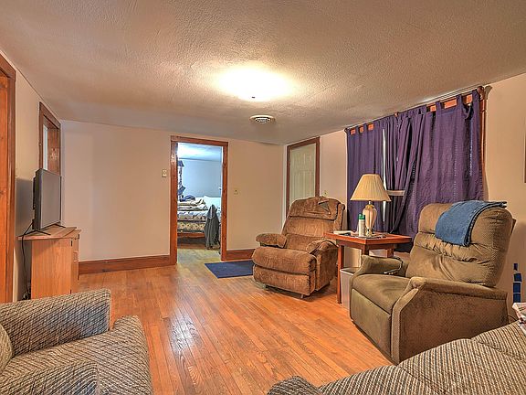 5th image of 675 White Bluff Dr