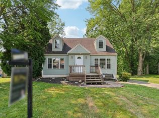 1811 Stepney St, Niles, OH 44446