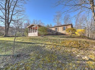 1026 Lightnen Rd, Parrottsville, TN 37843