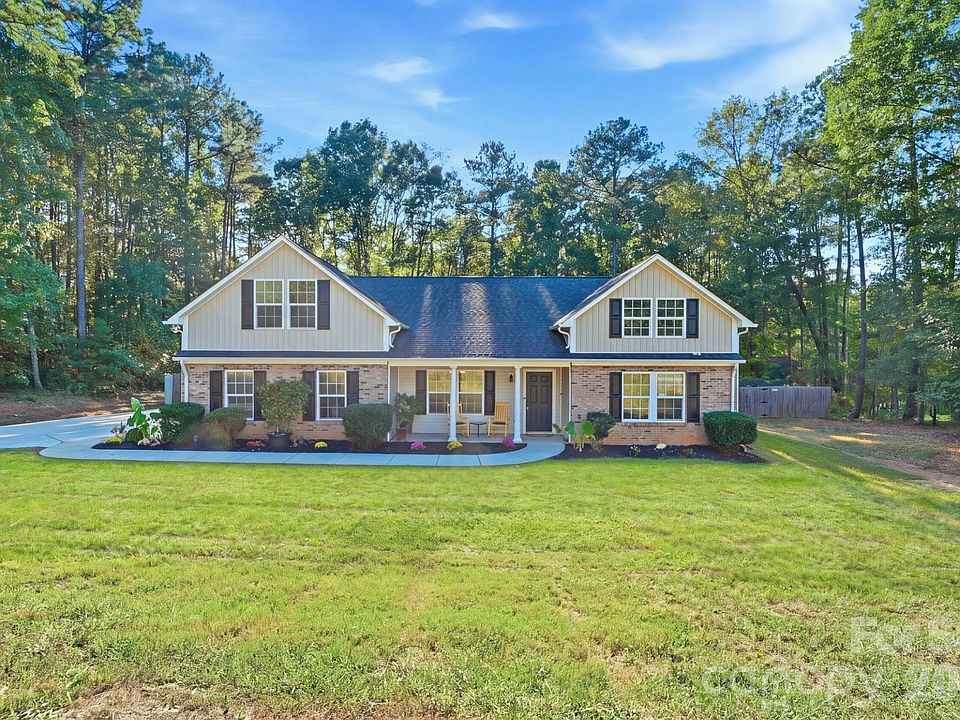 1st image of 123 Sherham Way