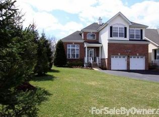 15 Stable Ln, Flemington, NJ 08822