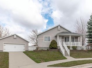 527 E Henry Day Ct, Draper, UT 84020