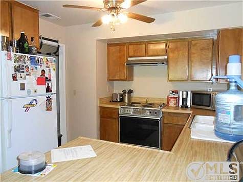 4th image of 2532 Crosshaven Ln