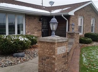 1825 Berwick Ln, New Haven, IN 46774