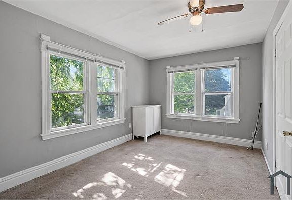 5th image of 3001 Oliver Ave N APT 2