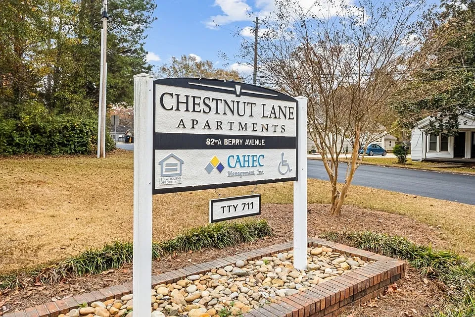 Chestnut Lane (PK) — Photo 2