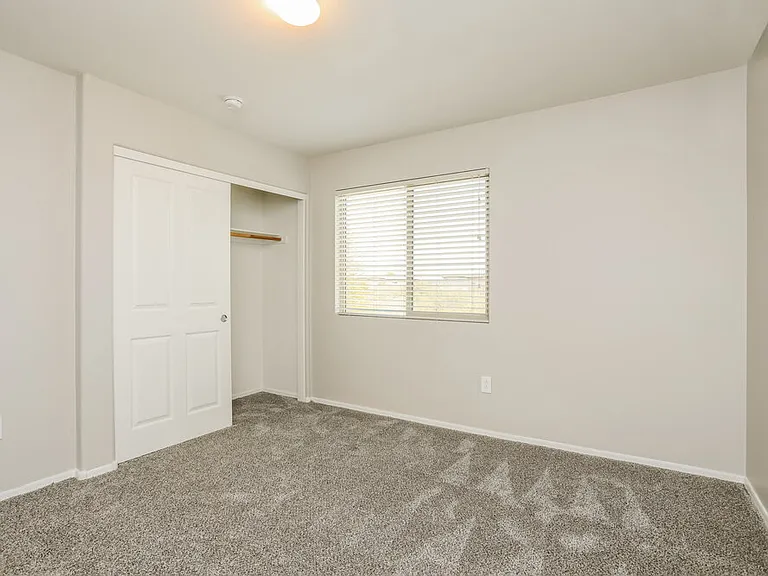 868 W Calle Arroyo Norte — Photo 15