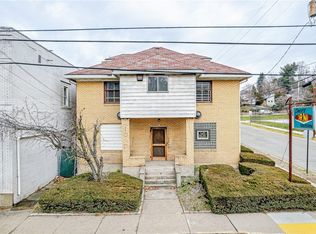 351 Pittsburgh St, Springdale, PA 15144