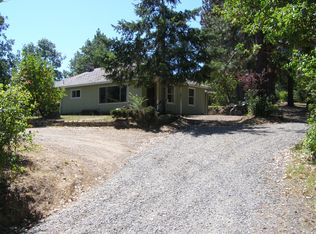 4613 Old Stage Rd, Central Pt, OR 97502