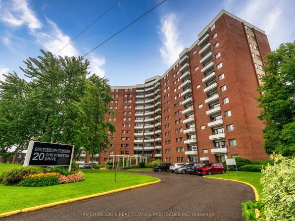 20 Chesterton Dr #908, Ottawa, ON K2E 6Z7
