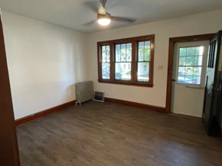 98 S Maple Ave #1 — Photo 6
