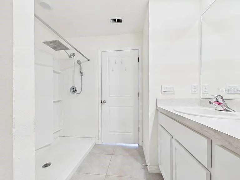649 Sunlit Coral St — Photo 10
