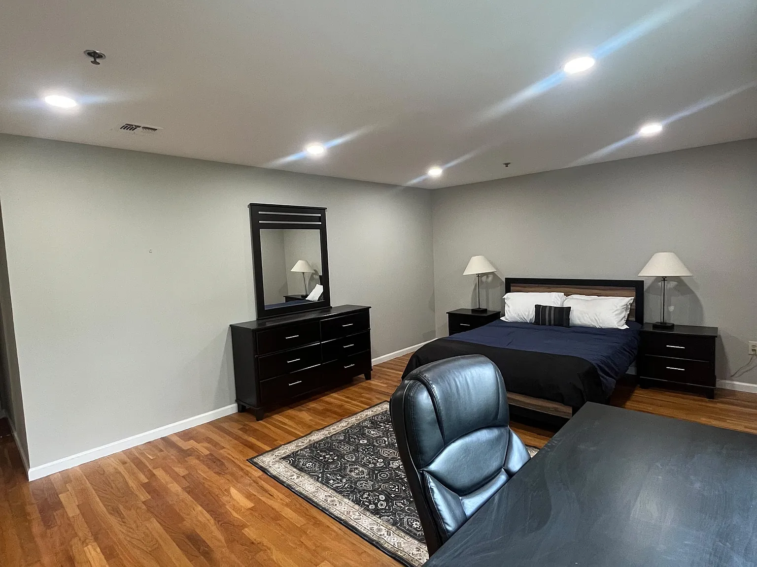 117 Hudson Street (UH | T1) - 2 - 3 Master Suite — Photo 2