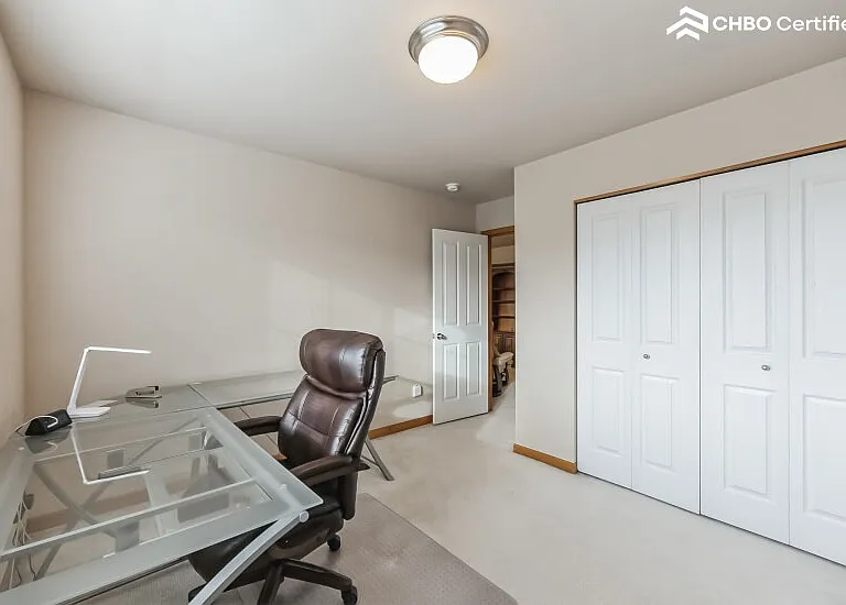 Bedroom 4 Functional Office