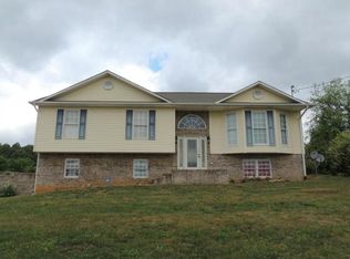 250 Old Stage Rd, Rogersville, TN 37857