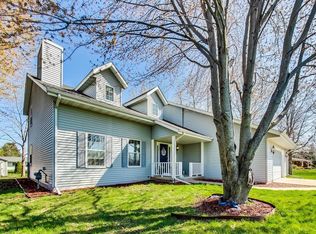 2311 E Lorena Dr, Beloit, WI 53511