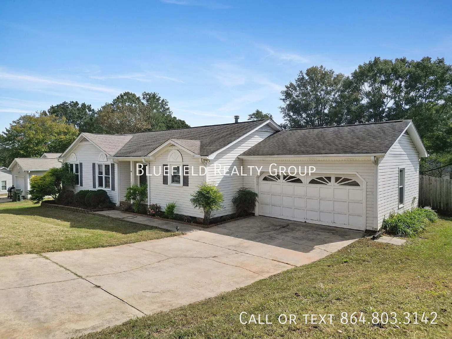 3-Bedroom, 2-Bath Ranch with Fenced Backyard & Spacious Deck! $1,795/mo rent — Photo 3