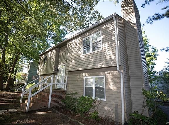 2nd image of 6229 Meadwood Cir