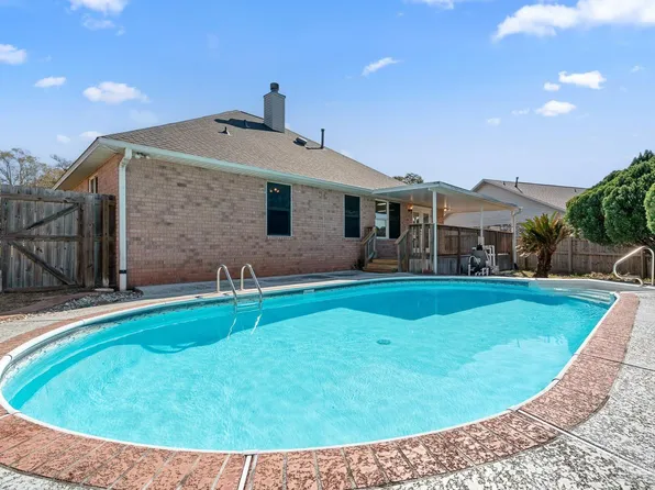 3241 Tallship Ln, Pensacola, FL 32526