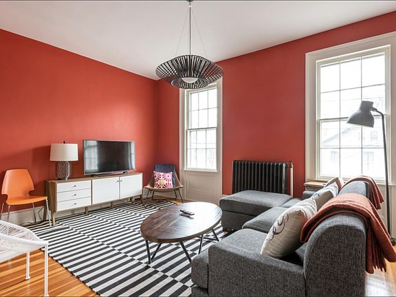 5th image of 349 Union St #2