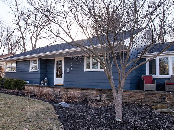 2nd image of 903 Birchwood Ave