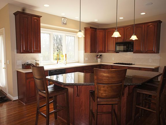 4th image of 6579 Trailwoods Dr